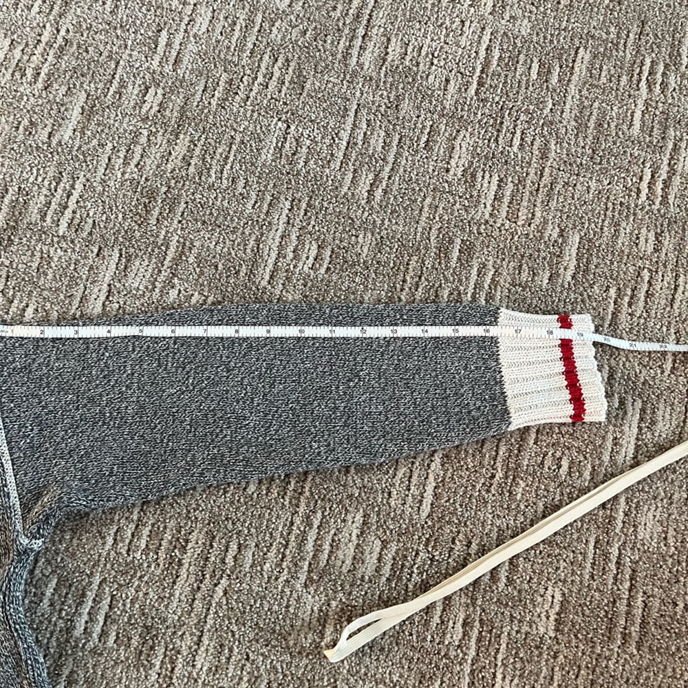 Cabin sweater - Picture 4 of 4